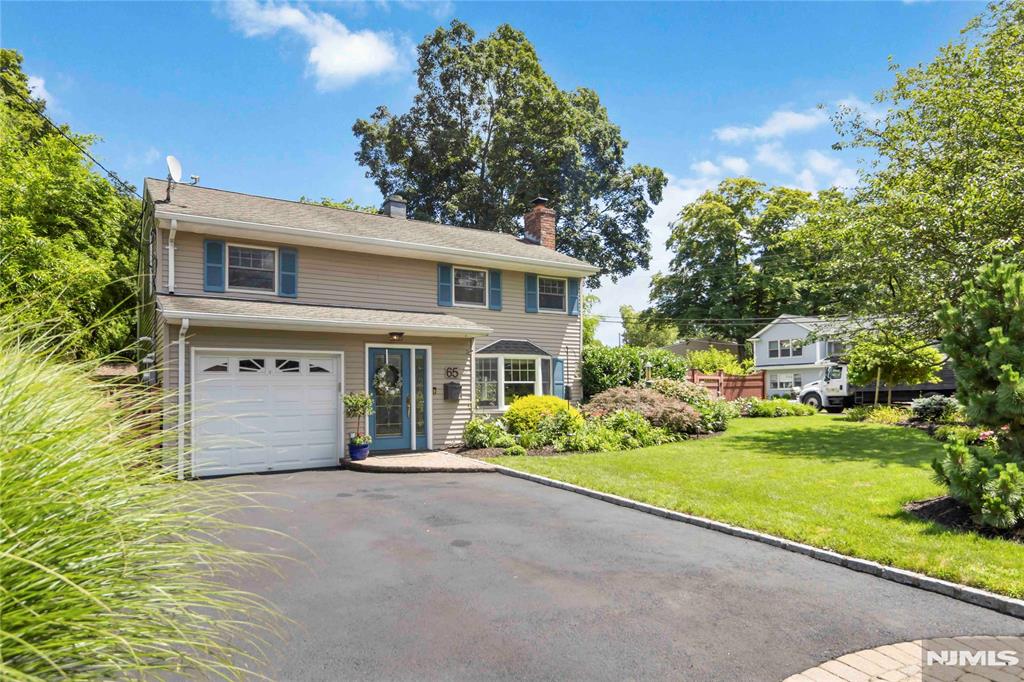 65 W Saddle River Road