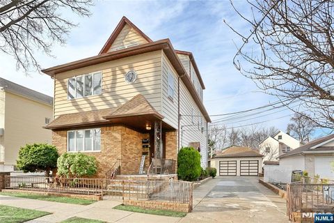 122 Maple Avenue Wallington NJ 07057