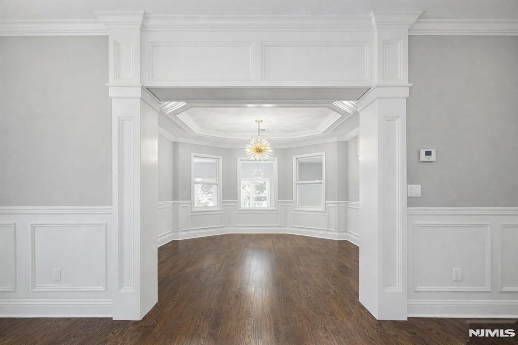 Photo of 146 Poplar St, Ridgefield Park, NJ 07660 (MLS # 26015467)