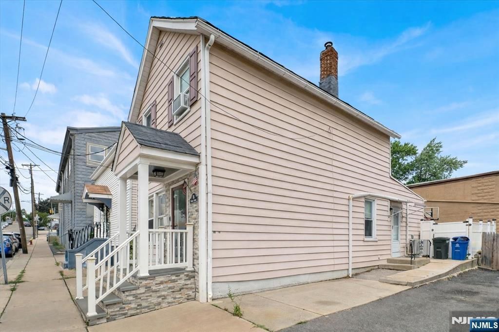 Photo of 76 Holmes Street, Belleville, NJ 07109 (MLS # 26006669)