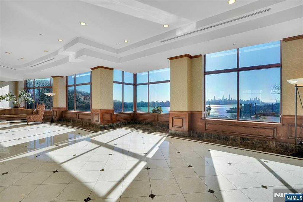 100 Old Palisade Road 3202