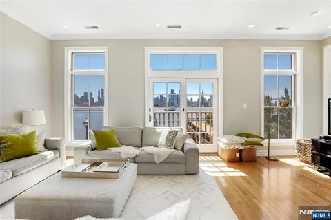 1 Regency Place Weehawken NJ 07086