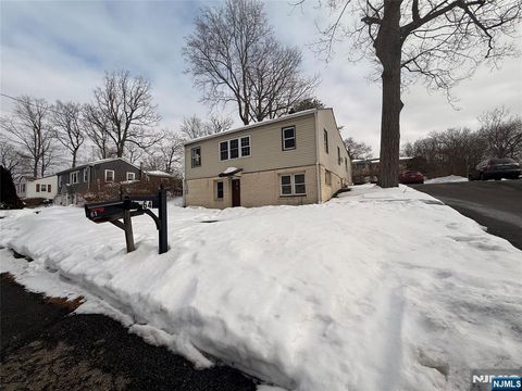 Photo of 64 Reidy Pl, West Milford, NJ 07421 (MLS # 26005312)