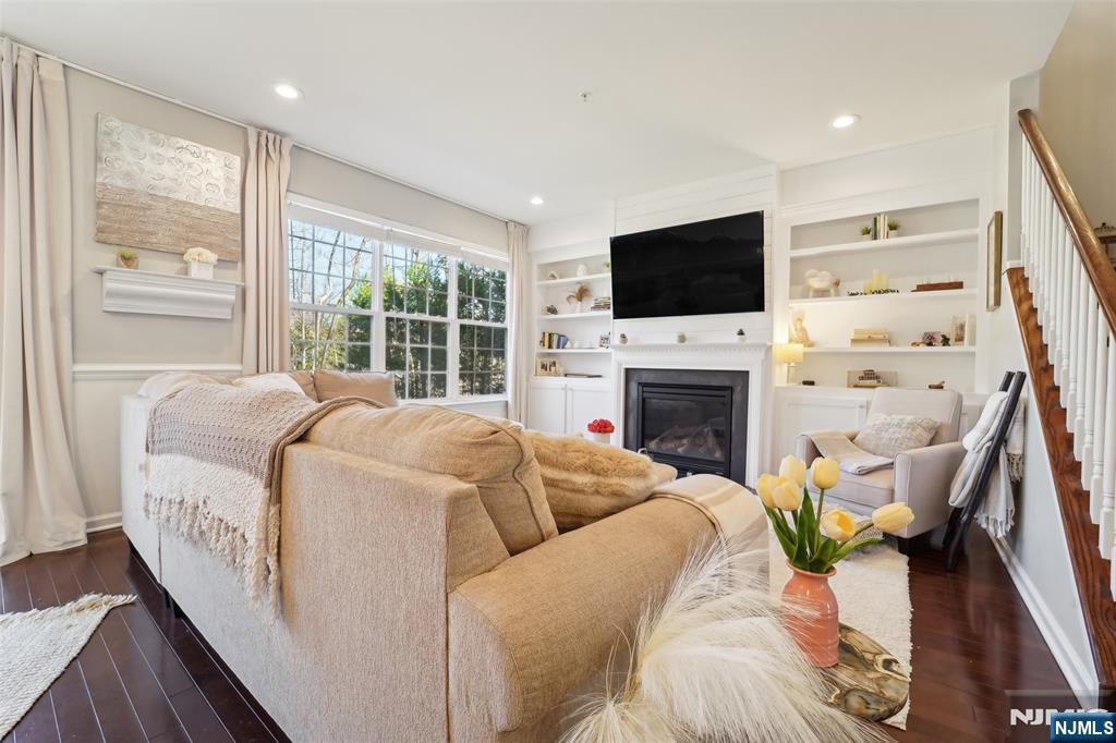 6 Masterson Court
