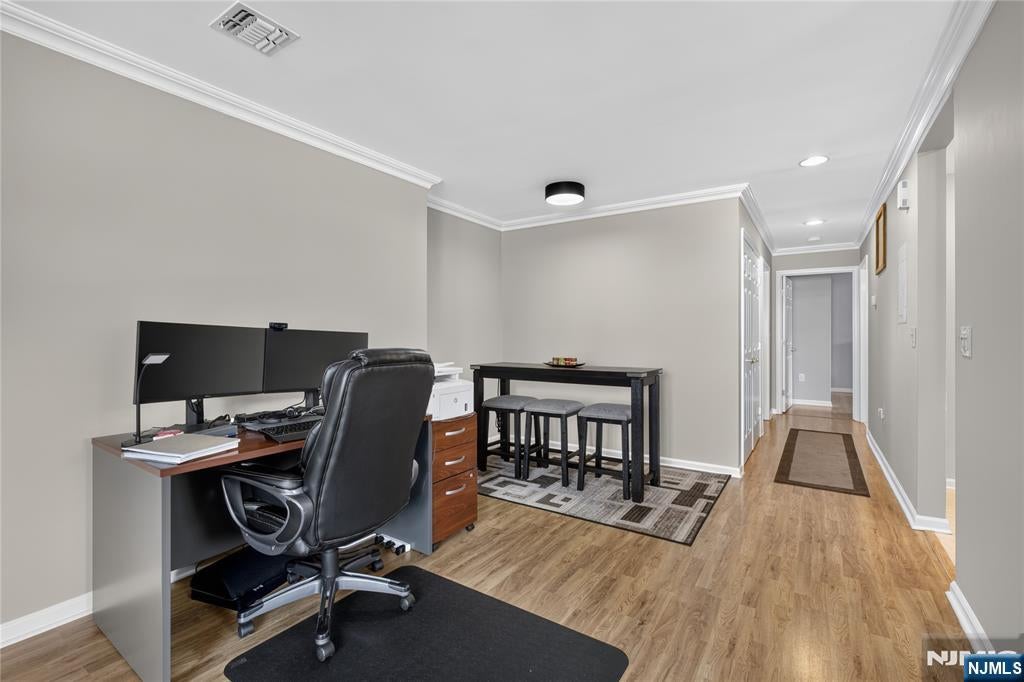 179 Roseland Avenue 12