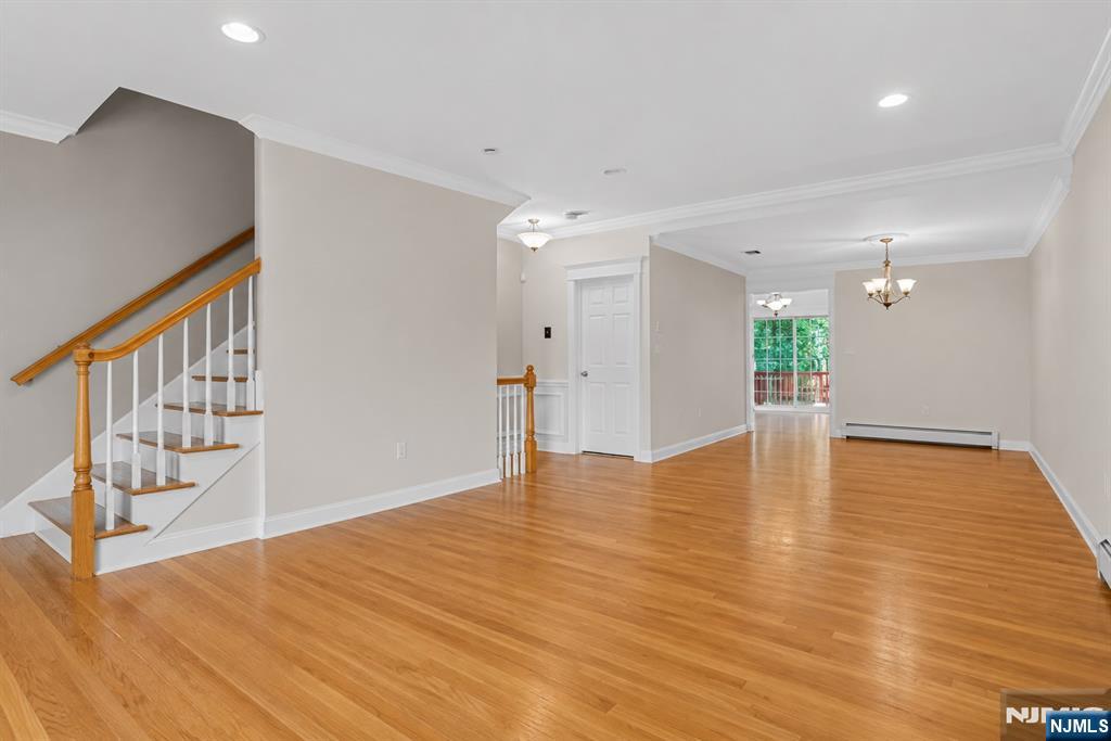 23 Hackensack Avenue