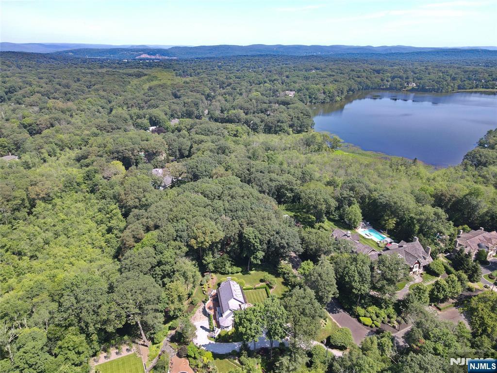 212 Seminole Lane