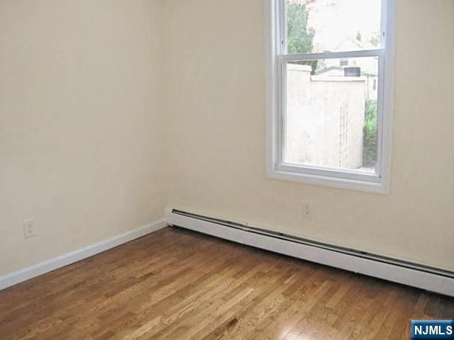 418 2nd Street