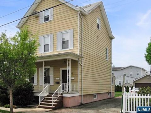 418 2nd Street Carlstadt NJ 07072