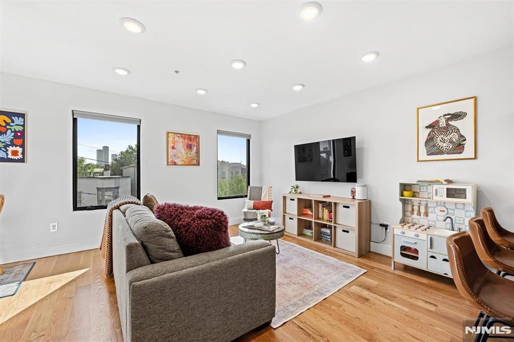 22 Lincoln Street 3