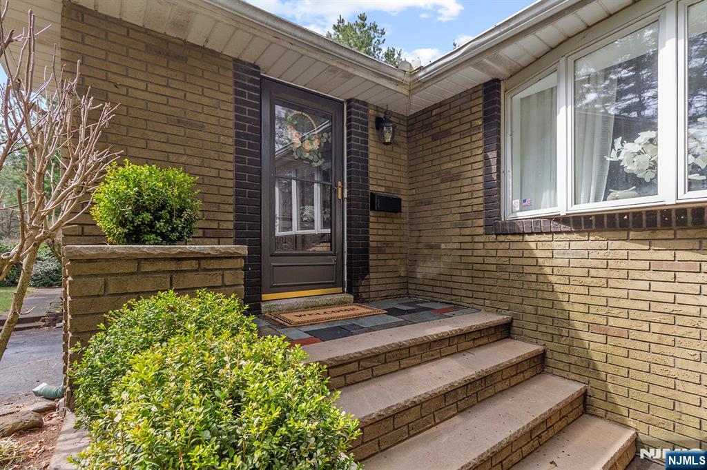 123 Demarest Avenue