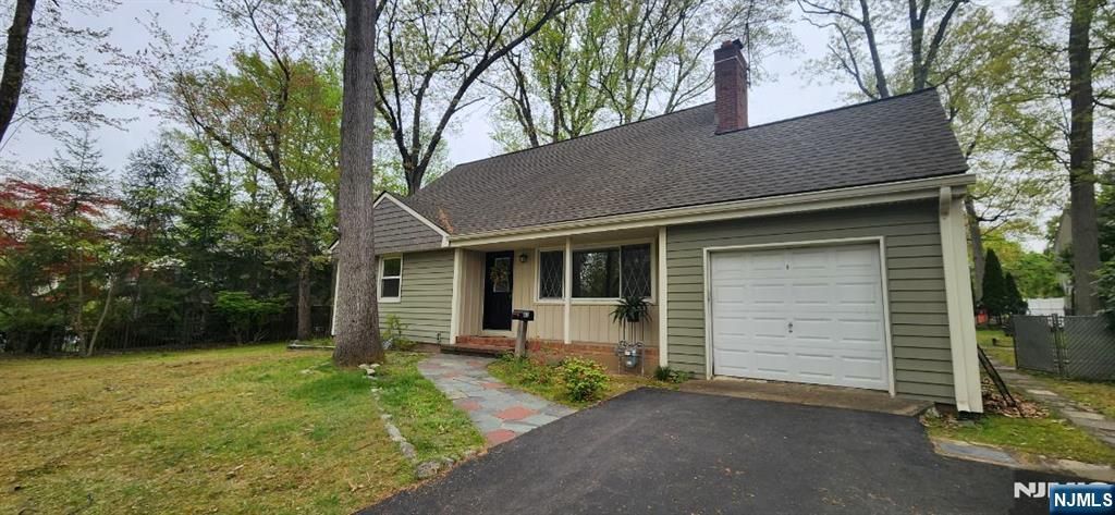 Photo of 45 Campbell Avenue, Woodcliff Lake, NJ 07677 (MLS # 26015131)