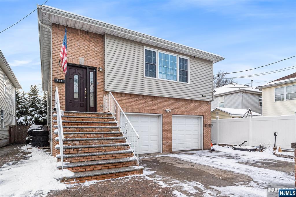 128 Baltimore Avenue