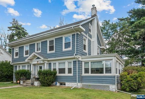 Photo of 367 Highland Avenue, Orange, NJ 07050 (MLS # 26010603)