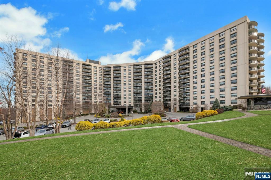 Property for Sale at 2 Claridge Drive, Verona, New Jersey - Bedrooms: 2 
Bathrooms: 2  - $765,000