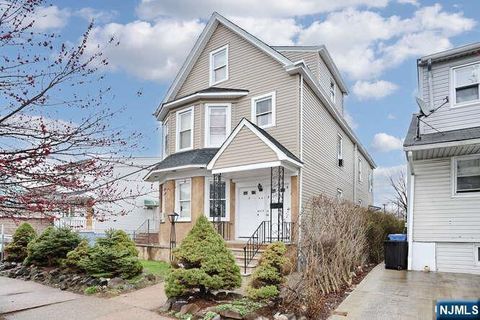 Photo of 941 25th Street, Paterson, NJ 07513 (MLS # 26007508)