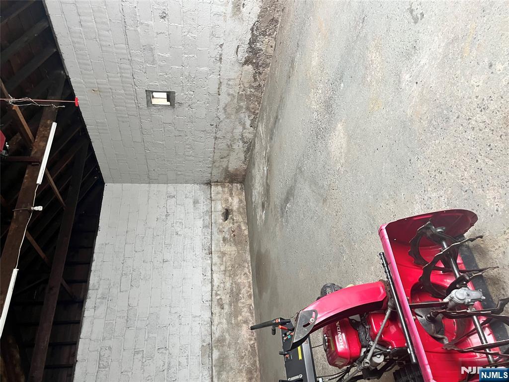 262 Macarthur Avenue