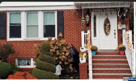 Photo of 25 Virginia Ave #1, West Orange, NJ 07052 (MLS # 25043781)