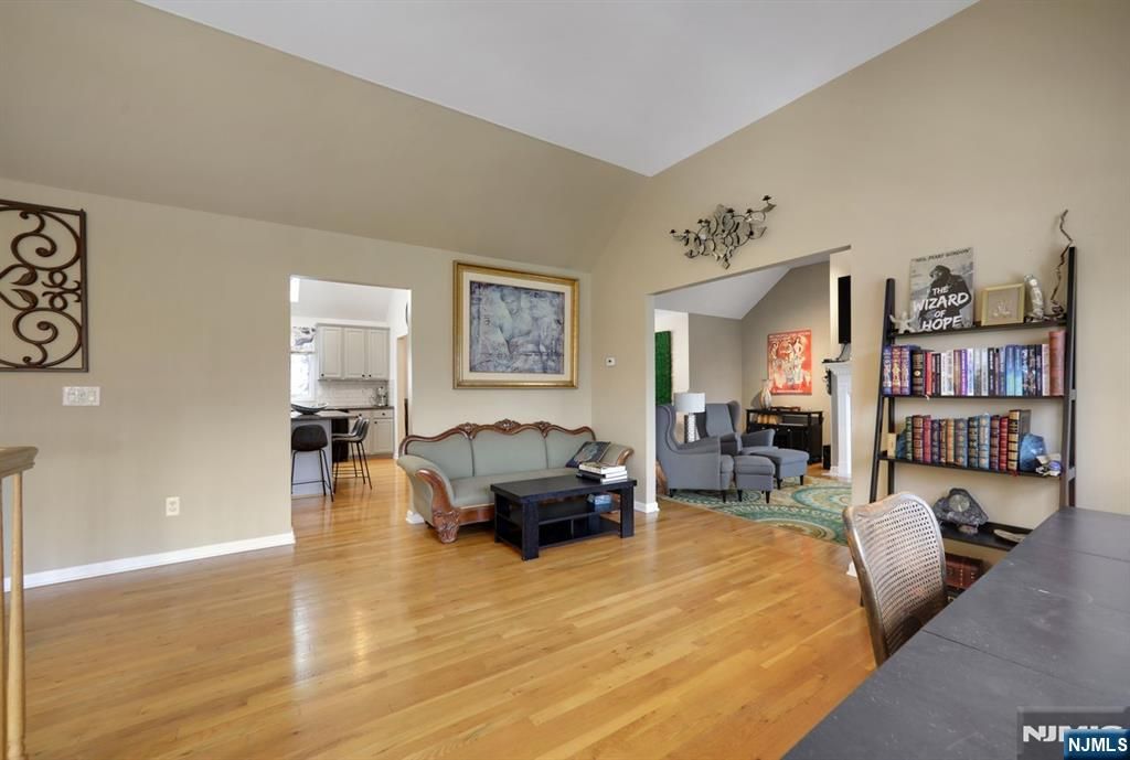 Photo of 1 Broadway, Park Ridge, NJ 07656 (MLS # 26000777)