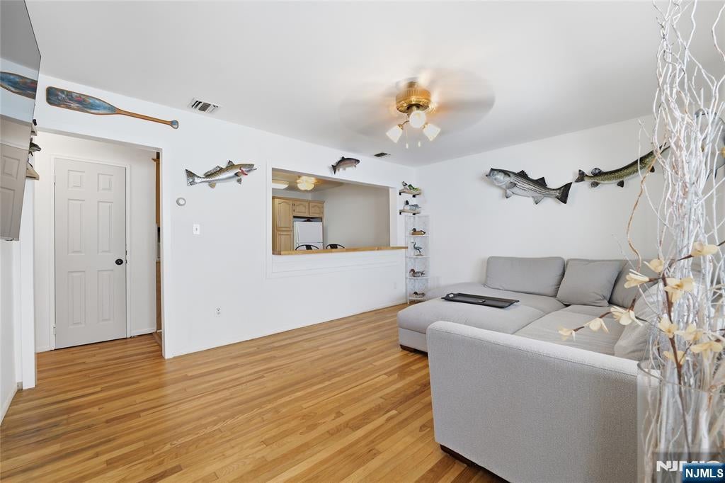 8B Cypress Street