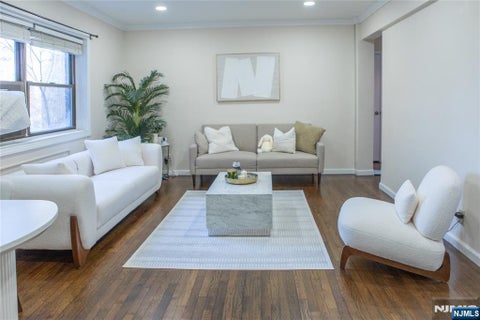 Photo of 3060 Edwin Avenue #2C, Fort Lee, NJ 07024 (MLS # 26037294)