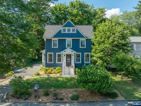 Photo of 58 Wilts Avenue, Hillsdale, NJ 07642 (MLS # 26024078)