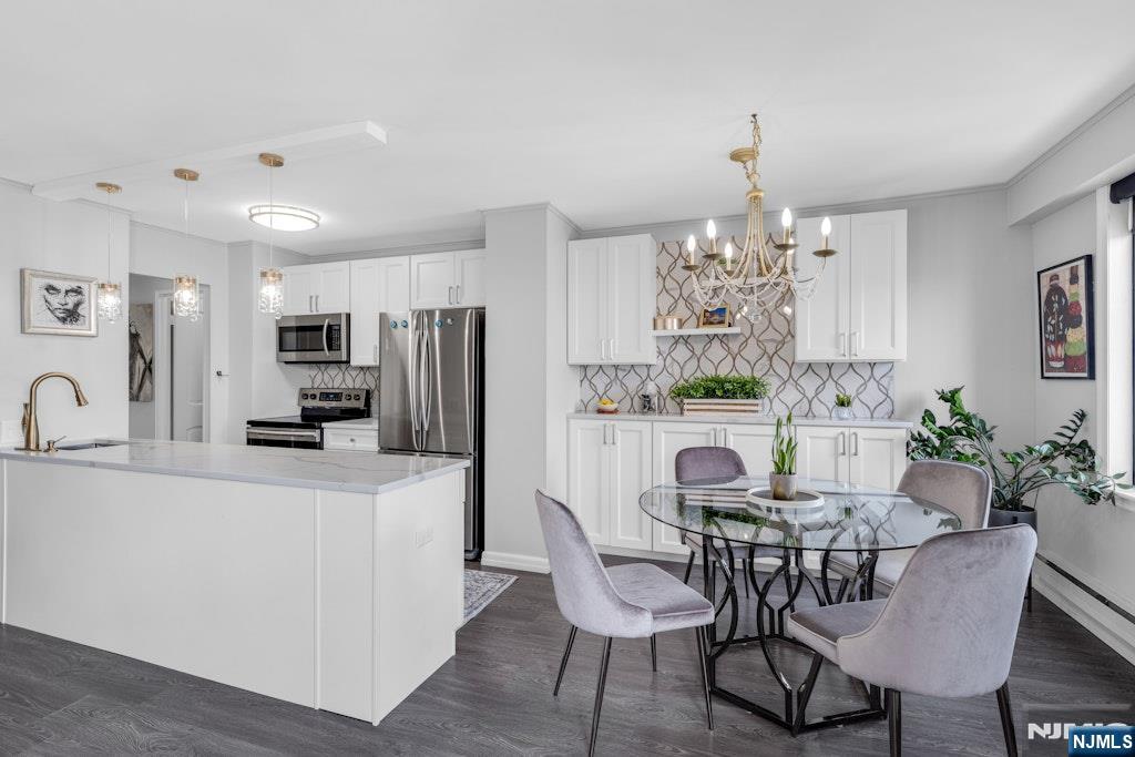 307 Prospect Avenue 18C