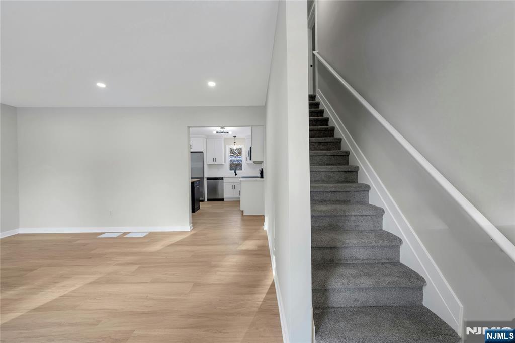 116 Sunset Boulevard