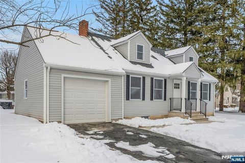 Photo of 116 Sunset Boulevard, Newton, NJ 07860 (MLS # 26002522)