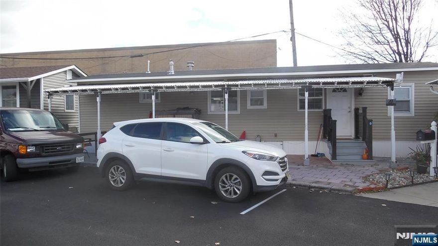 Cozy well kept Mobile home Nice size rooms pool on premises. Sheds included. Call Debbie for private viewing 551 274 9653