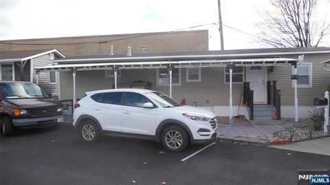 48 Helen Drive Moonachie NJ 07074