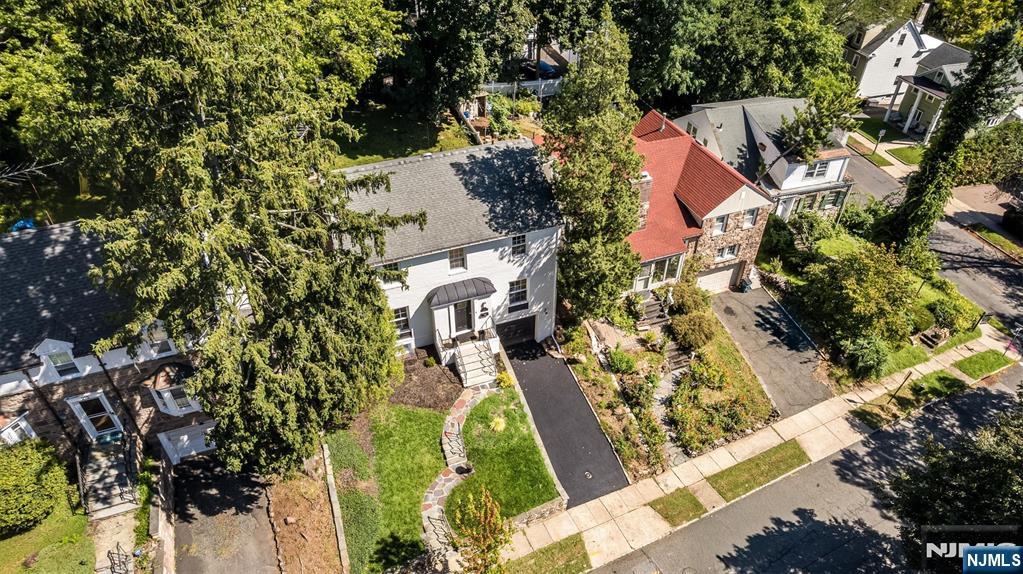 211 Conway Court