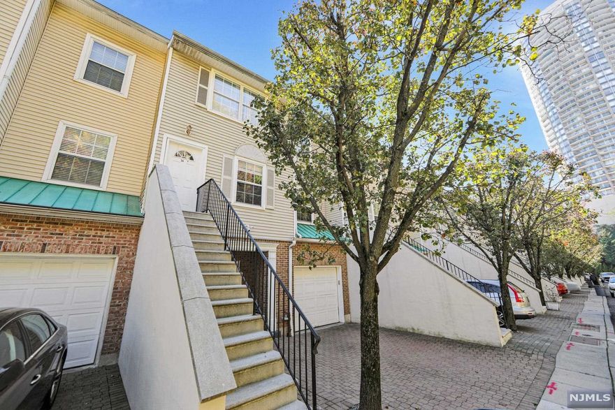 AMAZING OPPORTUNITY FOR AN OWNER/INVESTOR, INSTANT INCOME! BERGEN RIDGE ROAD IS A HIDDEN GEM ALONG THE NEW JERSEY GOLD COAST. EACH UNIT OF THIS 3 FAMILY HIGH END TOWNHOUSE IS RENOVATED WITH HARDWOOD FLOORS, NEW BATHROOMS AND UPDATED KITCHENS WITH STAINLESS STEEL APPLIANCES FOR MODERN LIVING. THE 3 UNITS TOTAL 6 BEDROOMS AND 4.5 BATHROOMS. ADDITIONAL FEATURES INCLUDE NEW YORK CITY VIEWS, WASHER/DRYER IN UNITS, CENTRAL AIR, COMMUNITY OUTDOOR POOL AND OUTDOOR PARKING SPACE W/ EASY ACCESS TO NEW YORK CITY TRANSPORTATION.