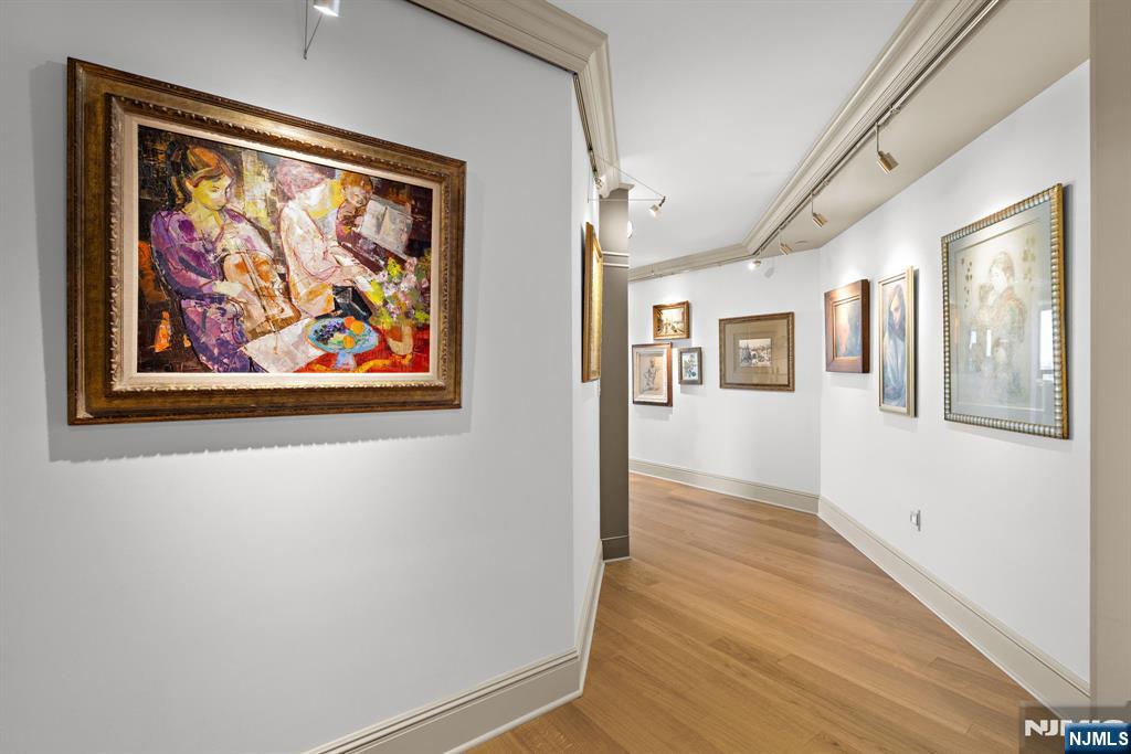 900 Palisade Avenue 6G