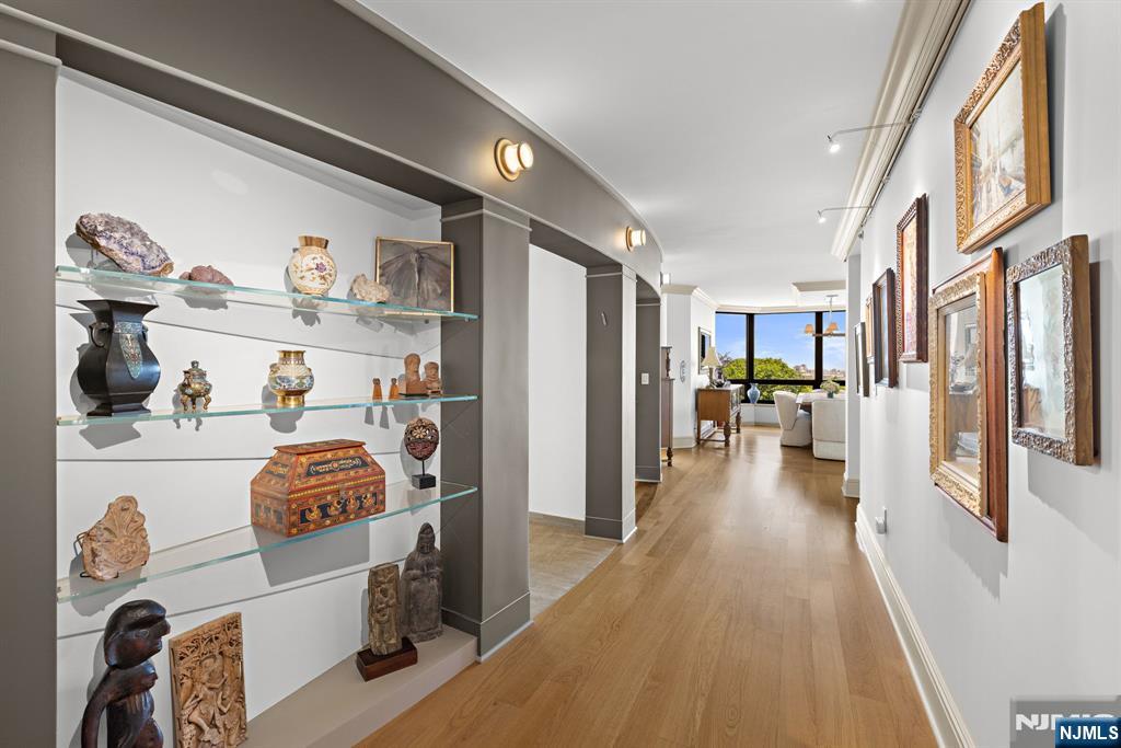 900 Palisade Avenue 6G