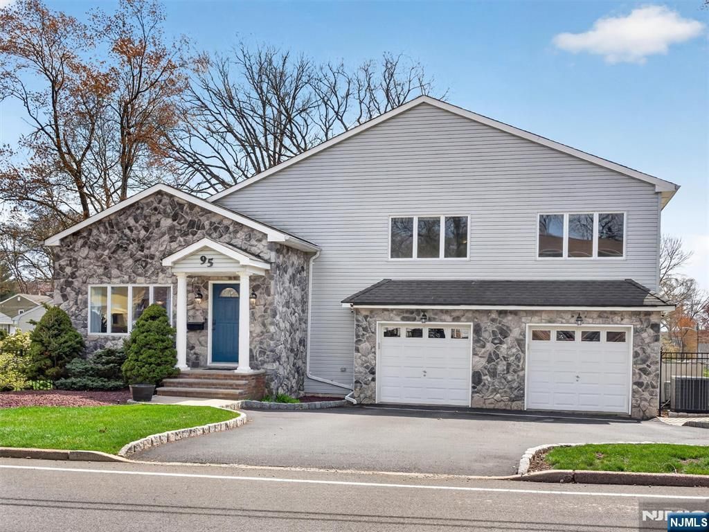 Photo of 95 Clinton Avenue, Hillsdale, NJ 07642 (MLS # 26013125)