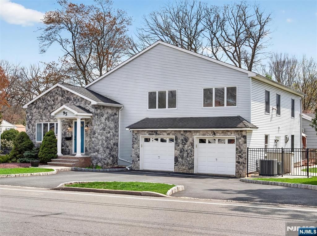 Photo of 95 Clinton Avenue, Hillsdale, NJ 07642 (MLS # 26013125)