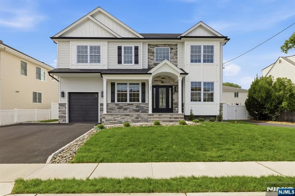 Photo of 137 Platt Avenue, Saddle Brook, NJ 07663 (MLS # 26018818)