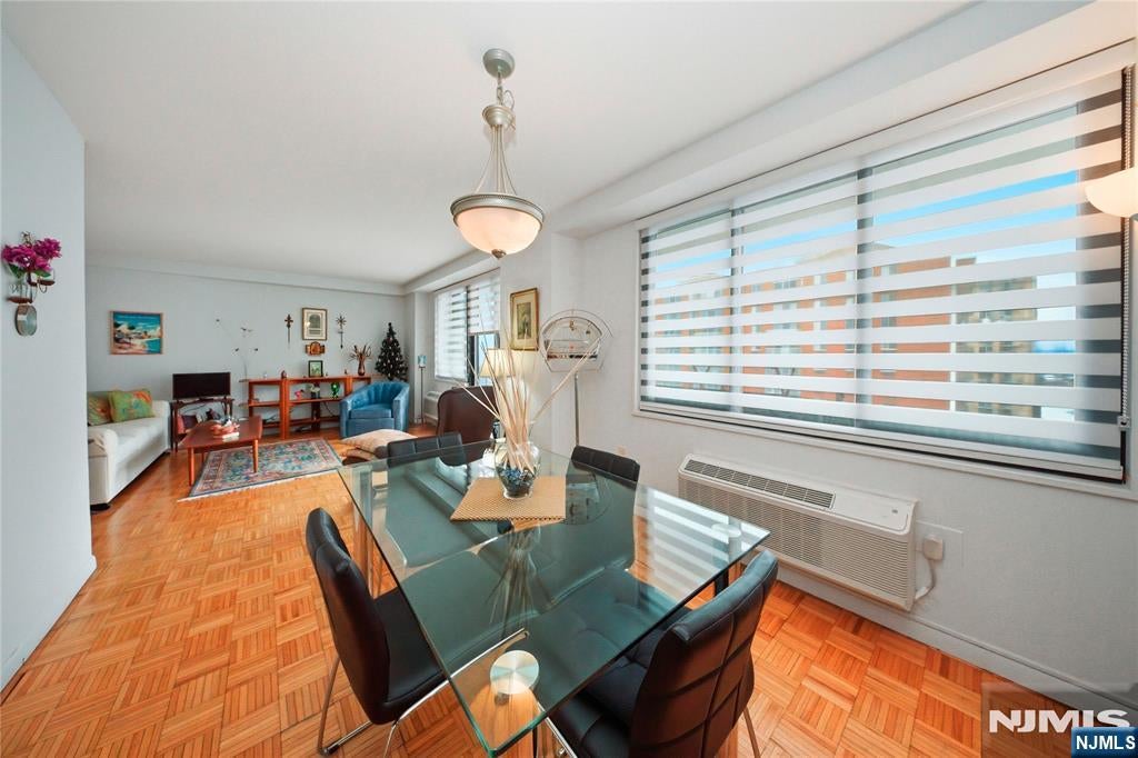 Homes for Sale in Northern NJ | ThisIsRiverEdge.com 151 Prospect Avenue 16D