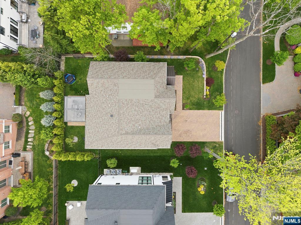 29 Roslyn Avenue