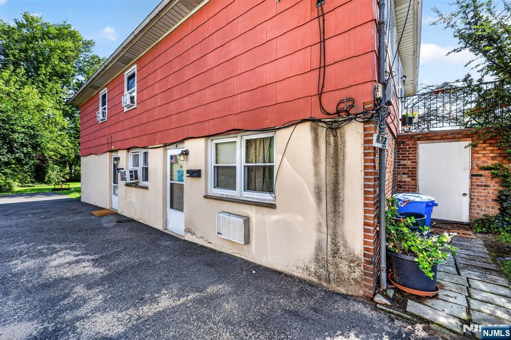 176 Meadow Lane