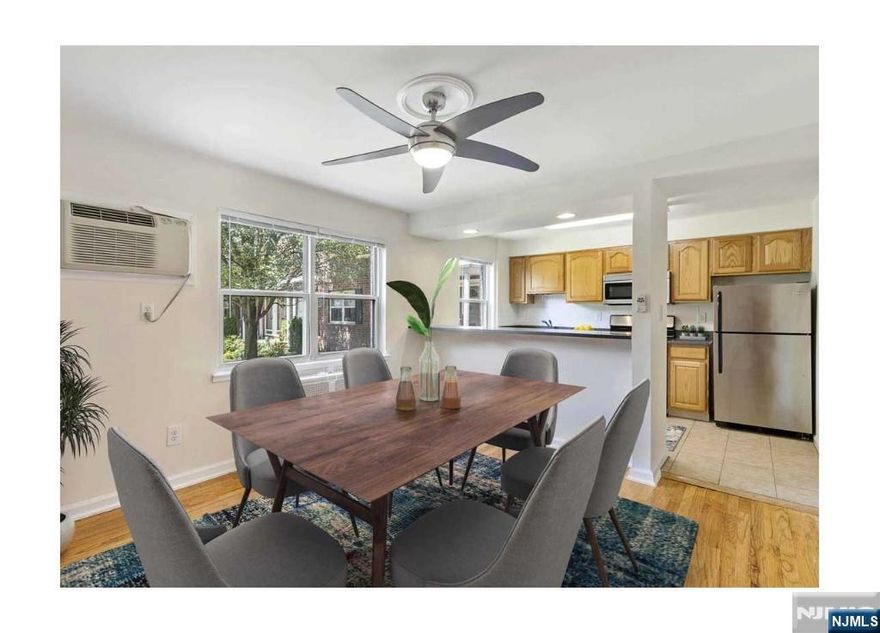 This newly renovated residence is situated in a quiet and well-maintained neighborhood. Heating and parking are included for added convenience. The unit features a private in-unit washer and dryer. Ideally located near a highway entrance, it offers excellent access for commuting and transportation. Community amenities include a fully equipped fitness center, outdoor BBQ area, childrenâ€™s playground, and a shared laundry facility.