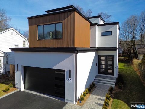 44 George Street Tenafly NJ 07670