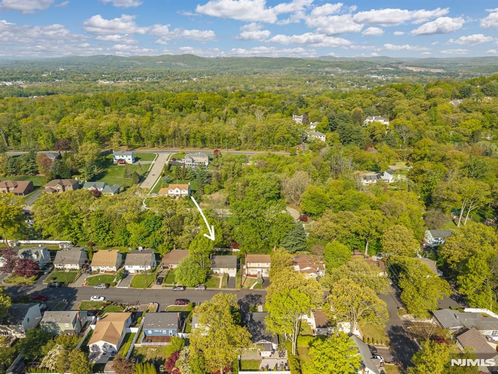 Photo of 225 Linden Road, Wayne, NJ 07470 (MLS # 26016502)