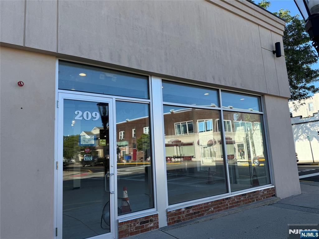 Photo of 209 Westwood Avenue, Westwood, NJ 07675 (MLS # 25037662)