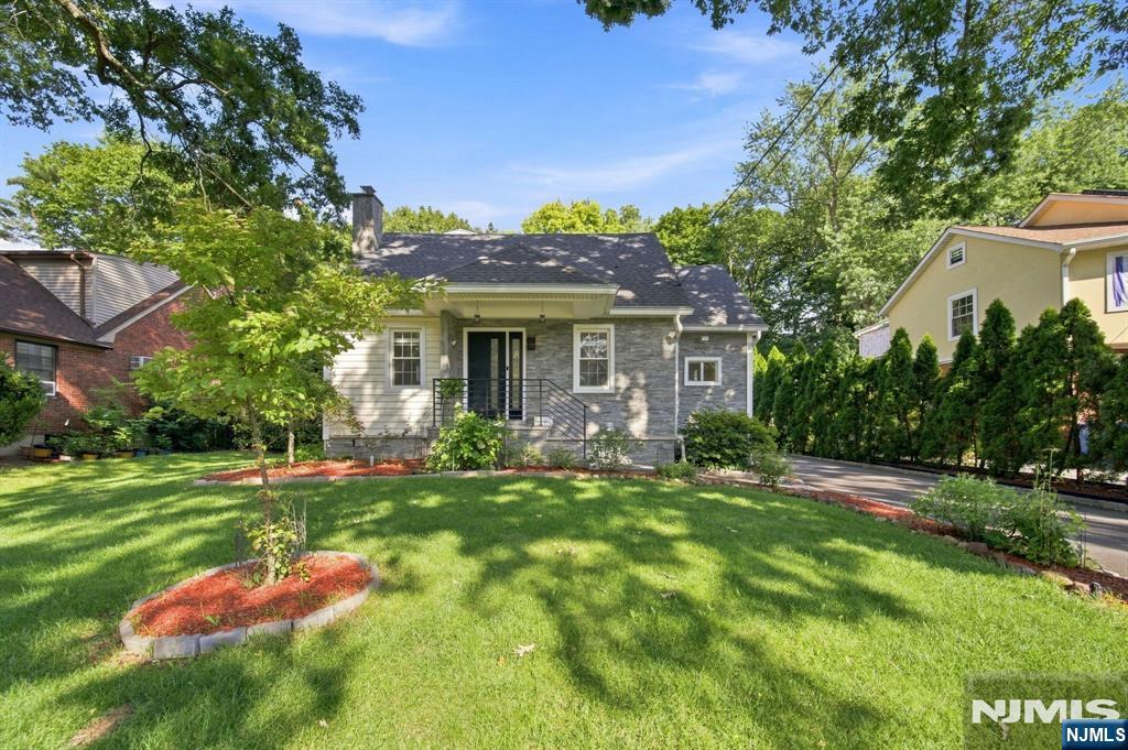 40 Dean Drive