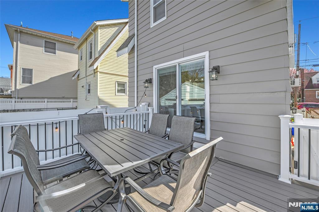 20 Arlington Boulevard