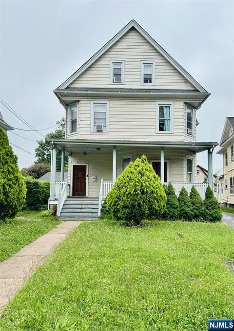 Photo of 421 Tenafly Road, Englewood, NJ 07631 (MLS # 25021205)