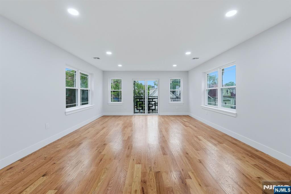 219 Burnett Street
