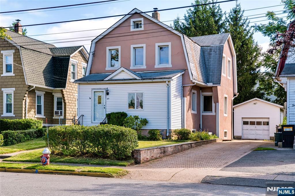 65 W Shore Avenue